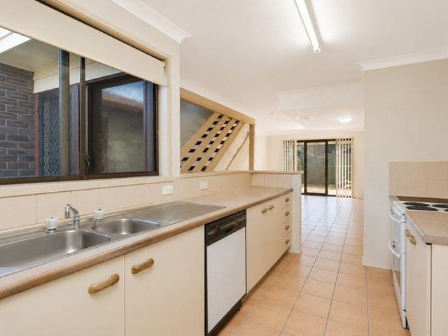 Townhouse for rent in Fernbrook, Queensland