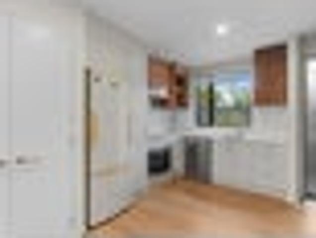 Townhouse for sale in Heathcote, Canterbury