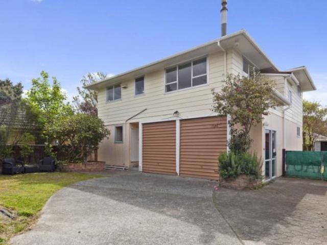 House for rent in Pauatahanui, Wellington
