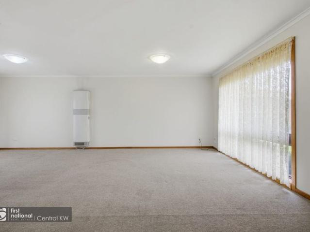 Apartment for rent in Morwell, Victoria