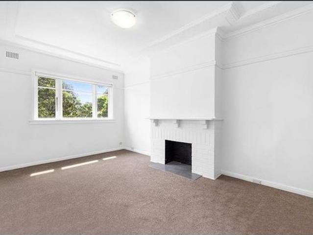 Apartment for rent in Lower North Shore, Sydney