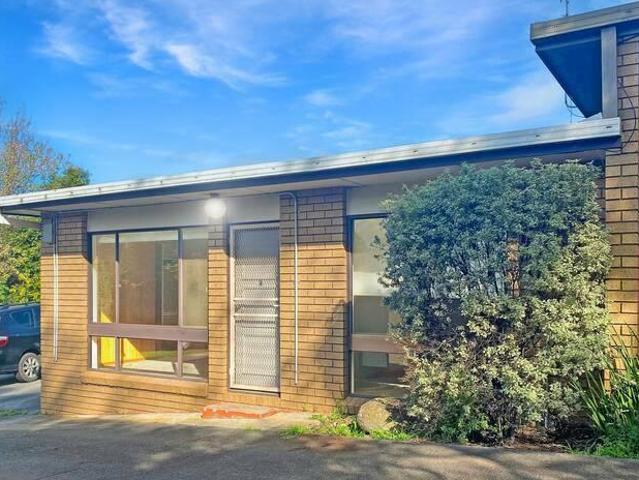 House for rent in Victoria