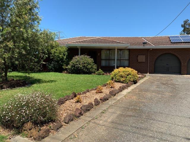 Apartment for rent in Yinnar, Victoria