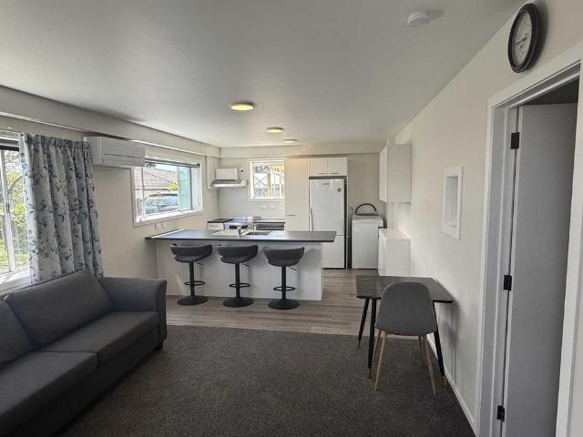 Apartment for rent in Bayview, Kaipātiki