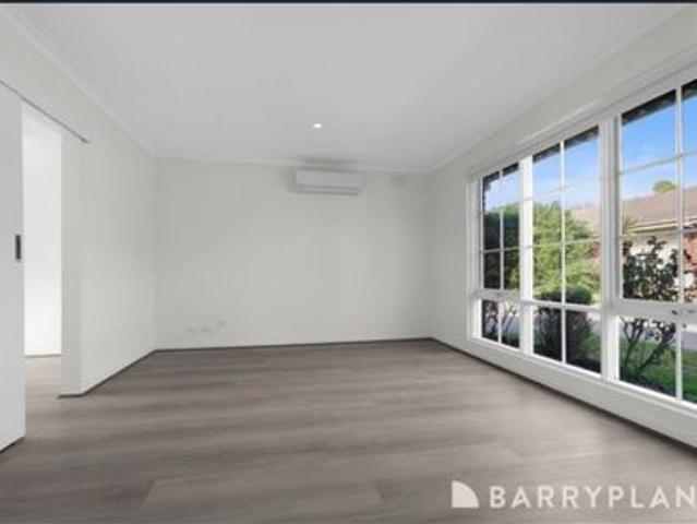 Townhouse for rent in Camerons Creek, Victoria