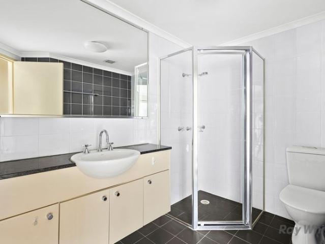 Apartment for rent in Fairy Meadow, Wollongong City Council
