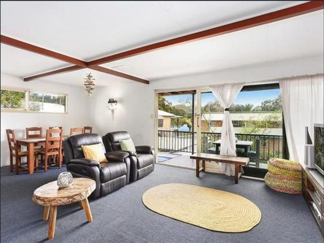 House for rent in Palm Beach, Gold Coast City