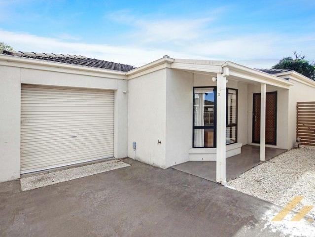 Apartment for sale in Bairnsdale, Victoria