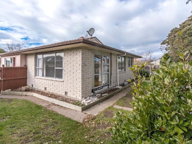 House for rent in Chaslands, Canterbury