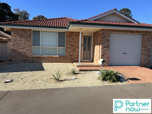 Villa for rent in Piallamore, New South Wales