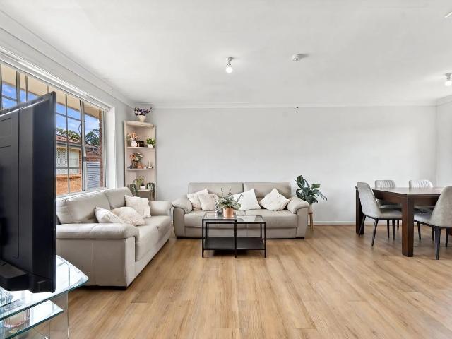 House for rent in Macquarie Fields, Sydney
