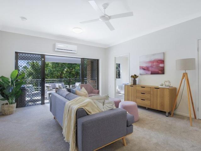 Villa for sale in Toombul, Queensland