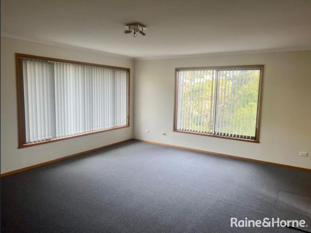 Apartment for rent in Sandy Bay, Hobart