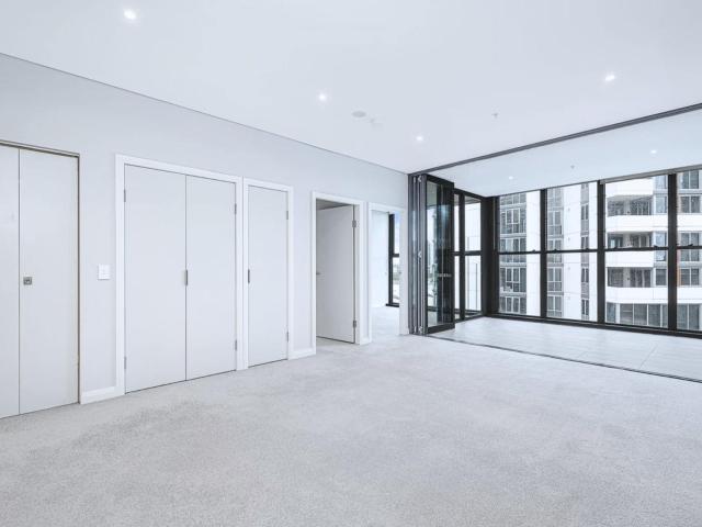 Apartment for rent in Wentworth Point, Sydney