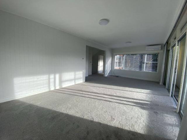 Apartment for rent in Waiwera, Hibiscus and Bays