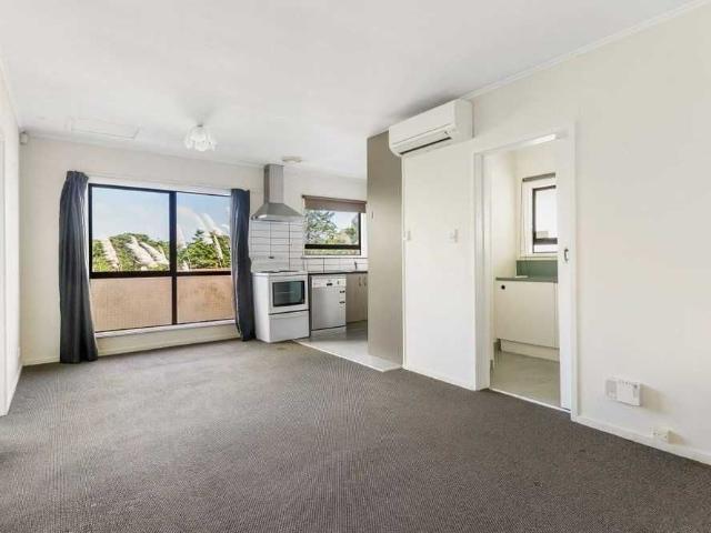 Apartment for rent in Kohimarama, Ōrākei