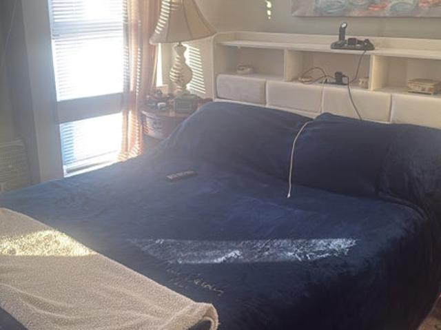 Room for rent in Cataumet, Massachusetts