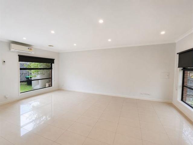 Townhouse for rent in Camerons Creek, Victoria