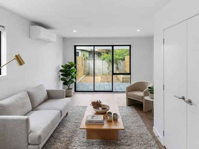 Room for rent in Owhata, Oroua County