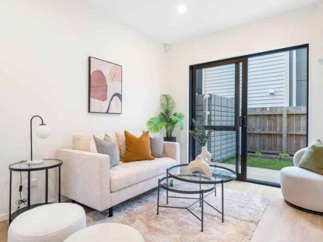 Townhouse for rent in Henderson, Henderson-Massey