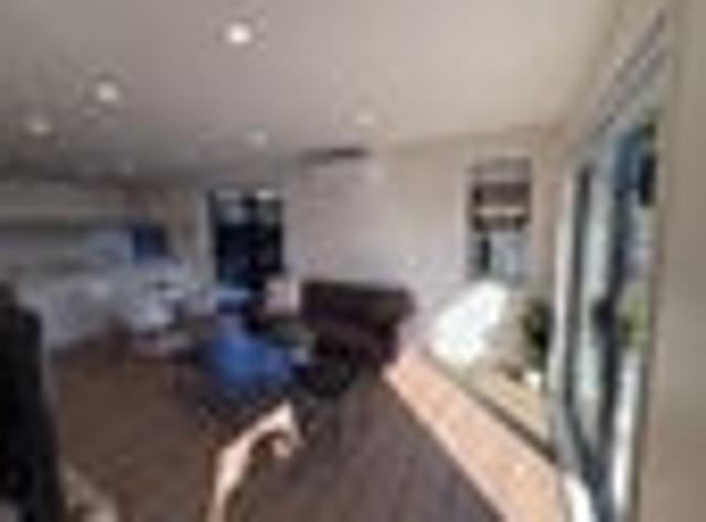 Townhouse for sale in Heathcote, Canterbury