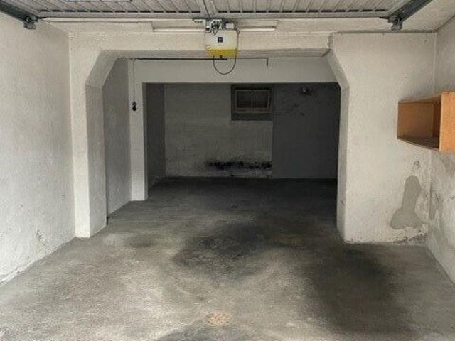 Immobilie kaufen in Einigen, Zürich