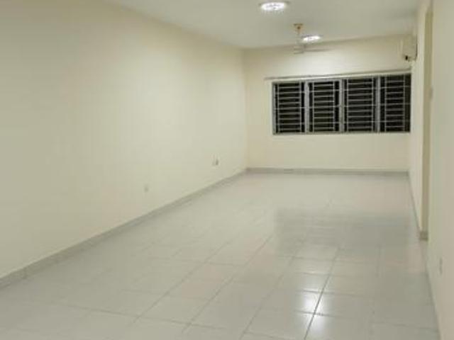 Condominium for sale in Petaling, Subang Jaya