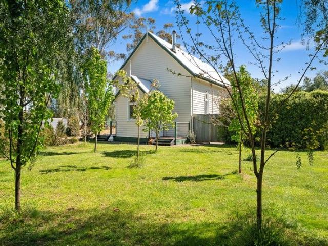 House for sale in Kialla West, Victoria