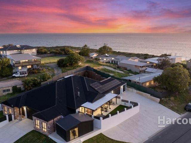 House for sale in Quinns Rocks, City of Wanneroo