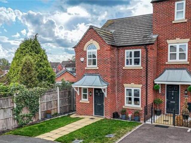 House for sale in Kettlebrook, Staffordshire