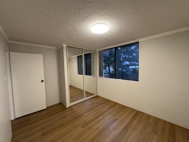 Apartment for rent in Camden Place, Sydney