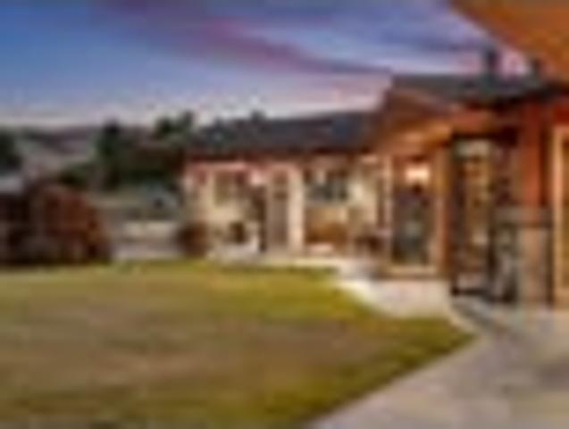 House for sale in Otakou