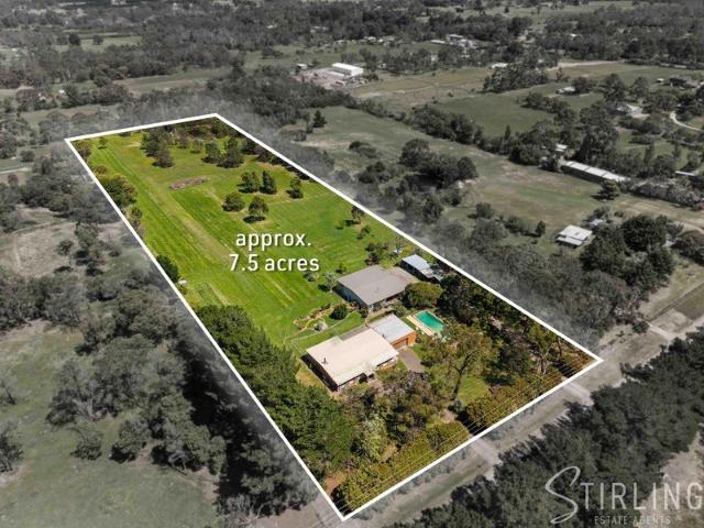 Cottage for sale in Cranbourne South, Melbourne