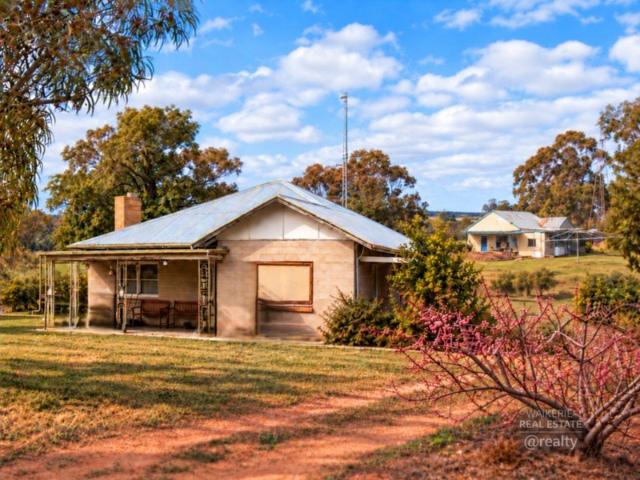 Cottage for sale in Golden Heights, Waikerie