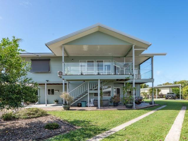 House for sale in South Mission Beach, Queensland