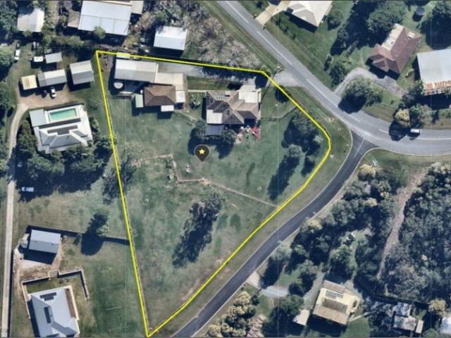 Cottage for sale in Toombul, Queensland