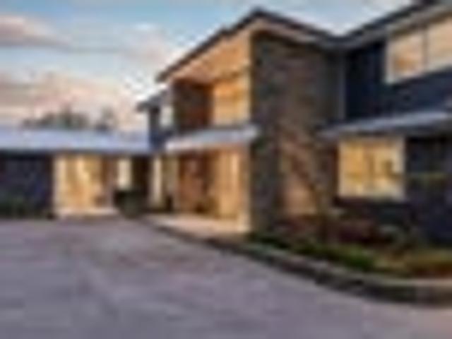 House for sale in Riverview, Rodney