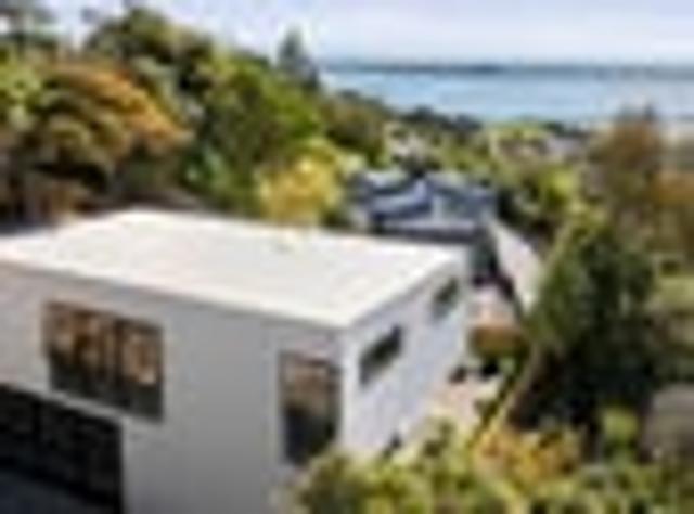 House for sale in Saint Andrews Hill, Christchurch