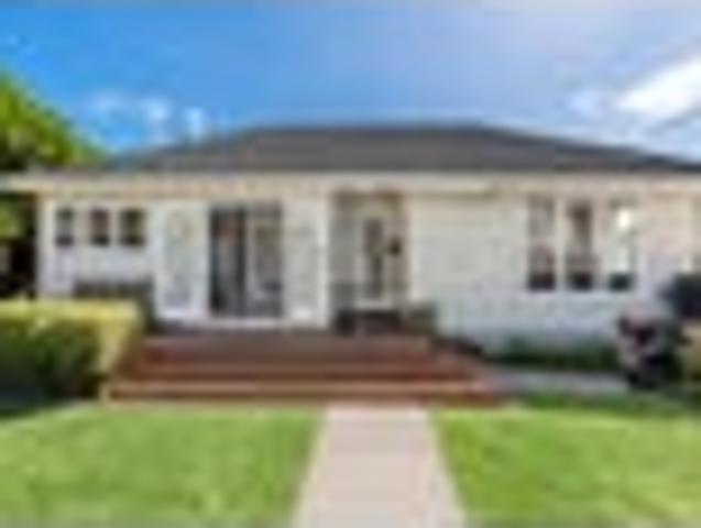 House for sale in Frankleigh Park, New Plymouth
