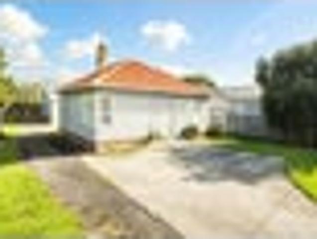 House for sale in Balmoral