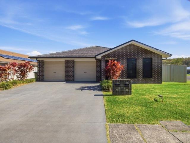 House for sale in Emerald Beach, New South Wales