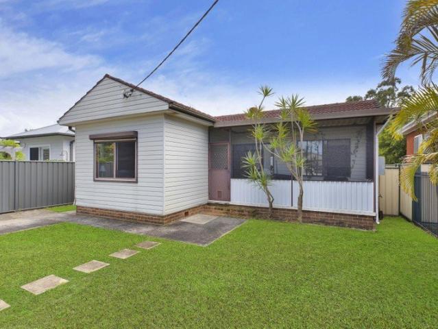 House for sale in Ettalong Beach, Gosford