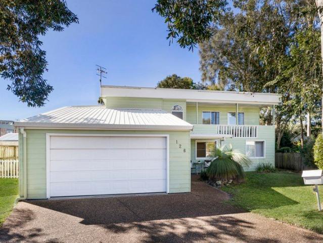 House for sale in Tea Gardens, New South Wales