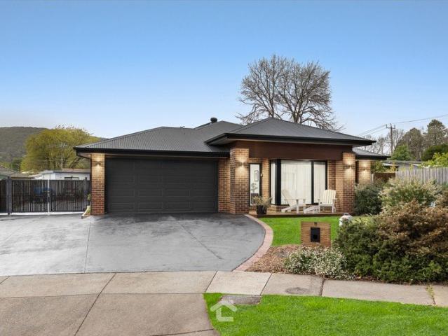 House for sale in Ferntree Gully, Melbourne