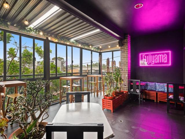 Retail for rent in Wollongong West, New South Wales