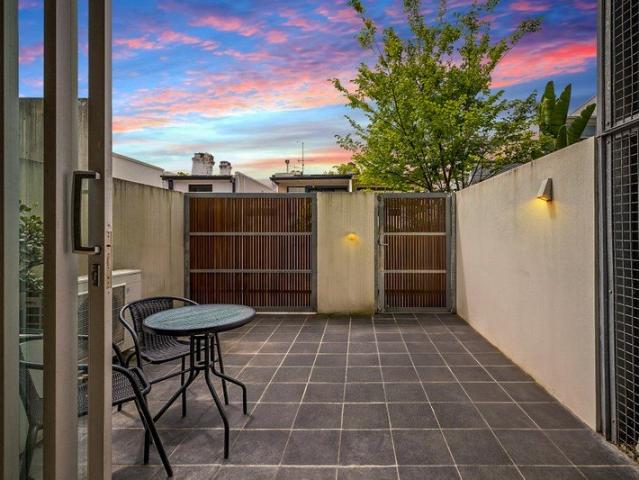 Apartment for sale in Woolloomooloo, Sydney