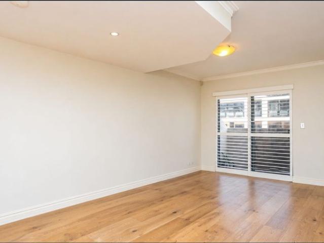 Townhouse for rent in Sydney, New South Wales