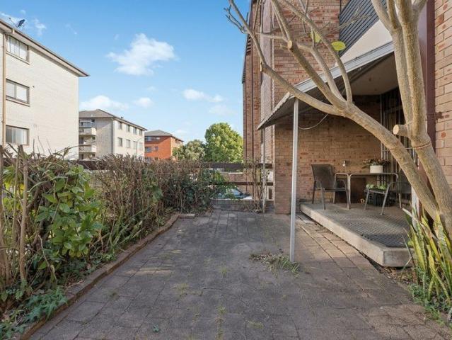 Apartment for sale in Warwick Farm, Sydney