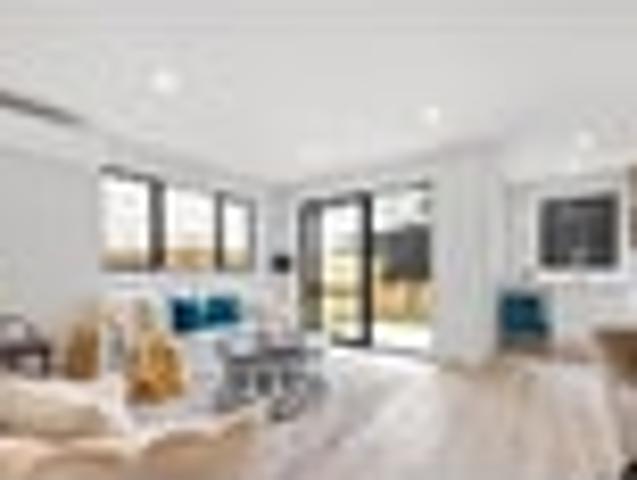House for sale in Kelston