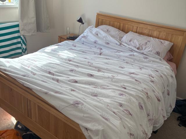 Room for rent in Golden Valley, Gloucestershire